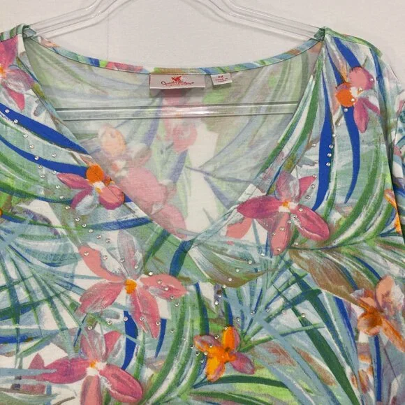 Quacker Factory Top size 2X Pink Blue Floral V Neck Stretch 3/4 Sleeve Casual - Picture 3 of 8